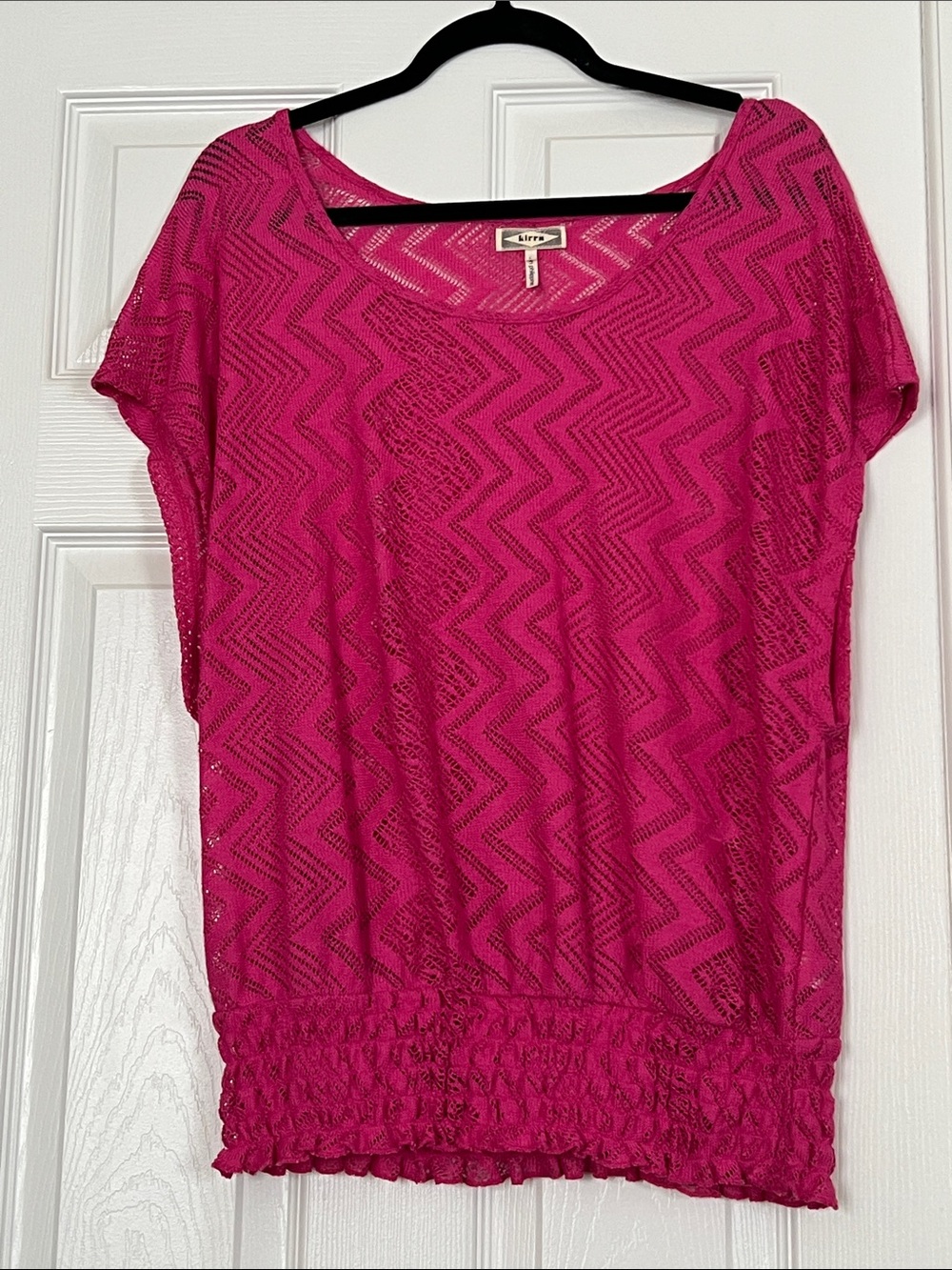 Bright Fuchsia Zigzag Knit Top
